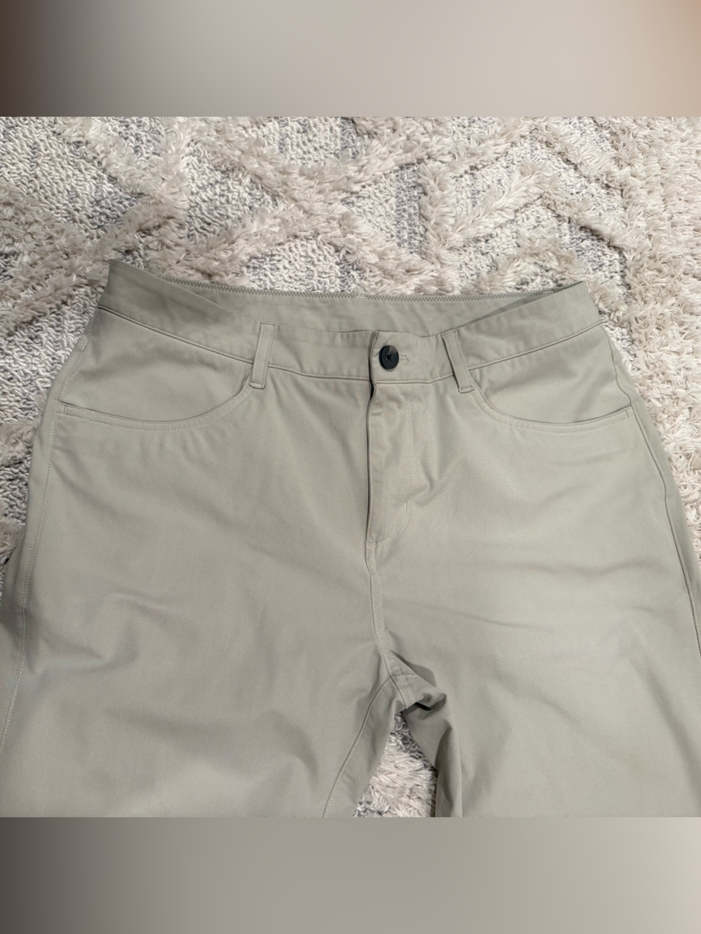 Vuori Light Sage Chino-Style Pants